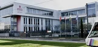 مدرسة ESSCA للإدارة